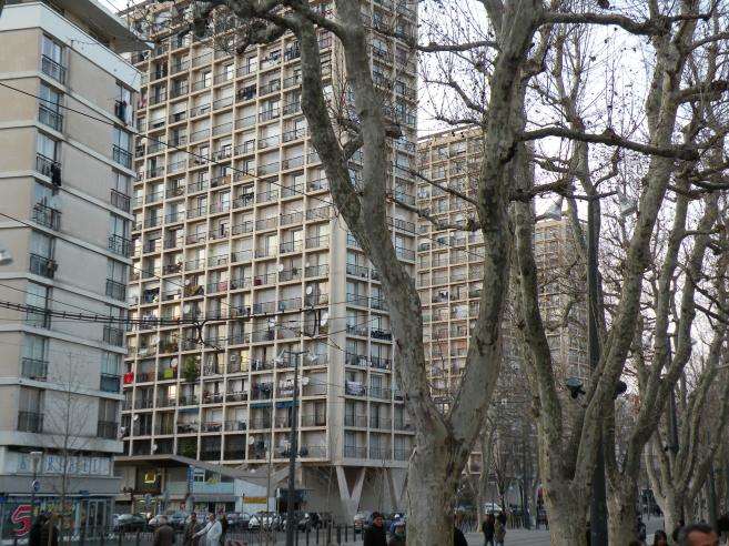  les trois barres, Cours Belsunce